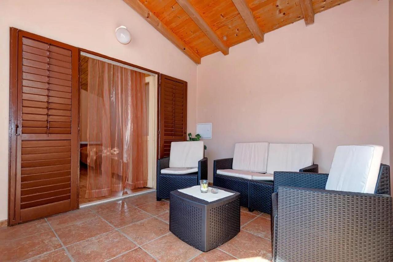 Holiday House With A Parking Space Svirce, Hvar - 17682 Vrbanj Dış mekan fotoğraf